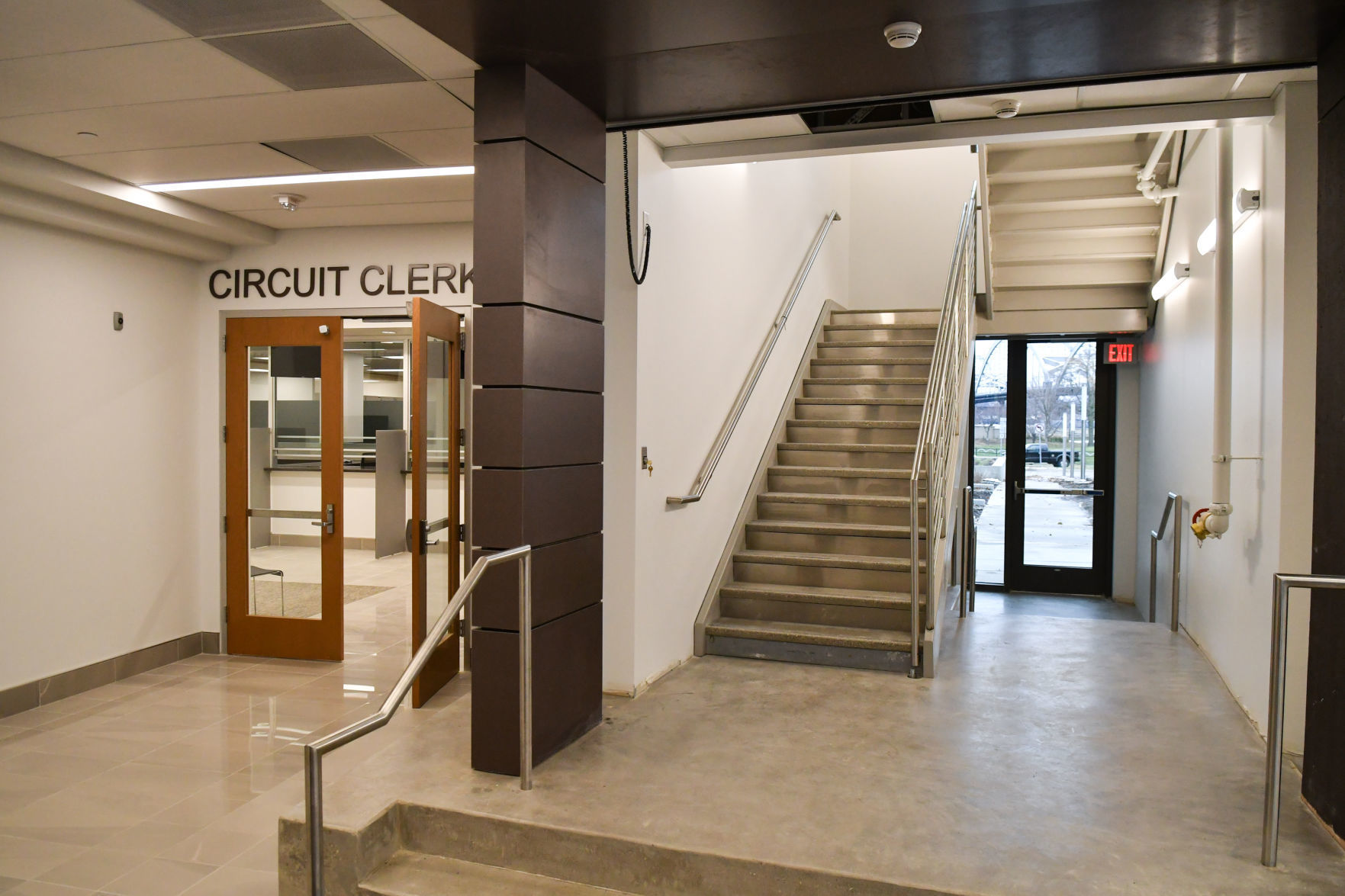 courthouse-comparison-019.jpg